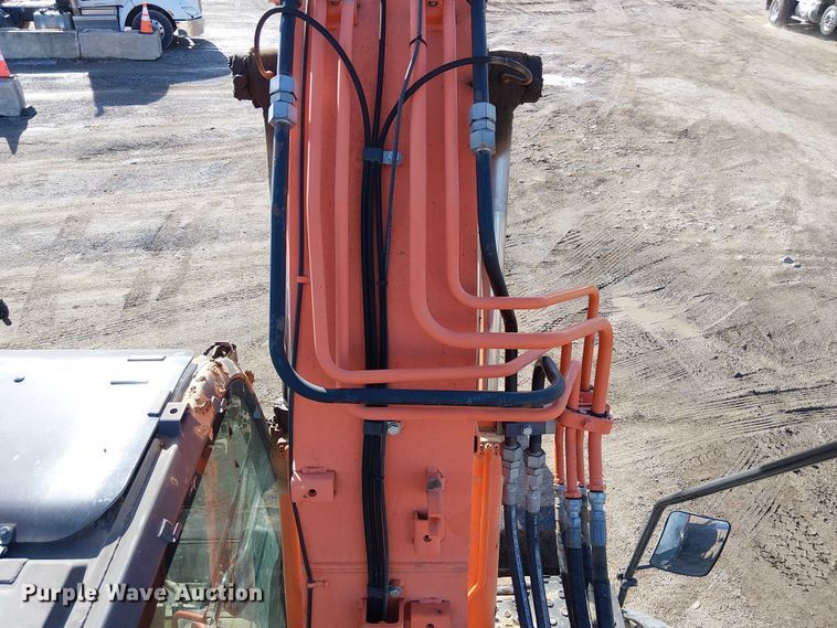 image for item FK0844 2014 Hitachi ZX135US-5N mini excavator