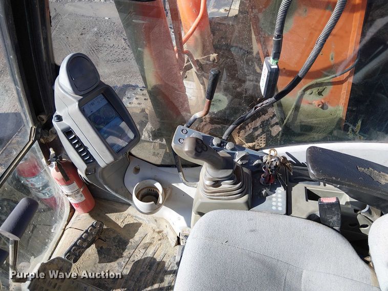 image for item FK0844 2014 Hitachi ZX135US-5N mini excavator