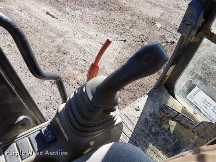 image for item FK0844 2014 Hitachi ZX135US-5N mini excavator