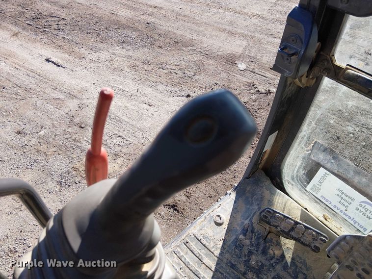 image for item FK0844 2014 Hitachi ZX135US-5N mini excavator