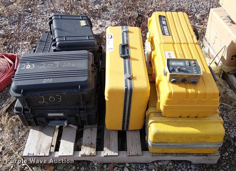 image for item FK0849 Approximately 16 grade control units