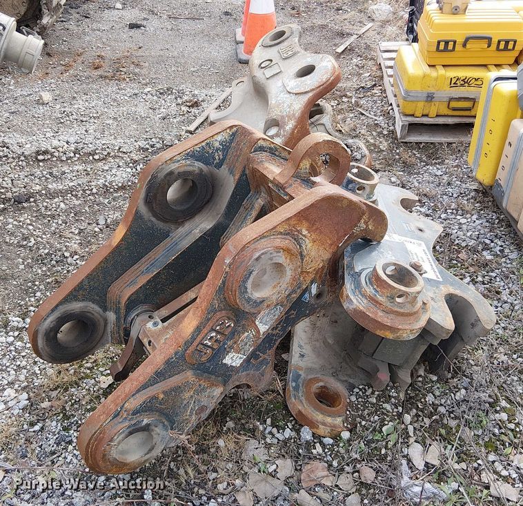 image for item FK0850 (3) JRB quick couplers