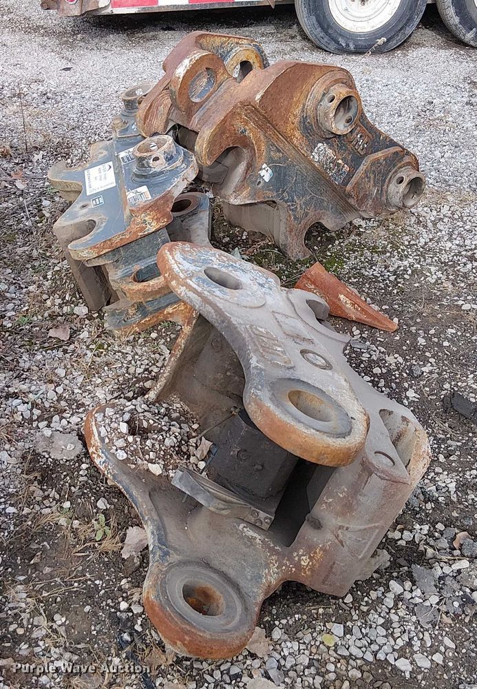 image for item FK0850 (3) JRB quick couplers