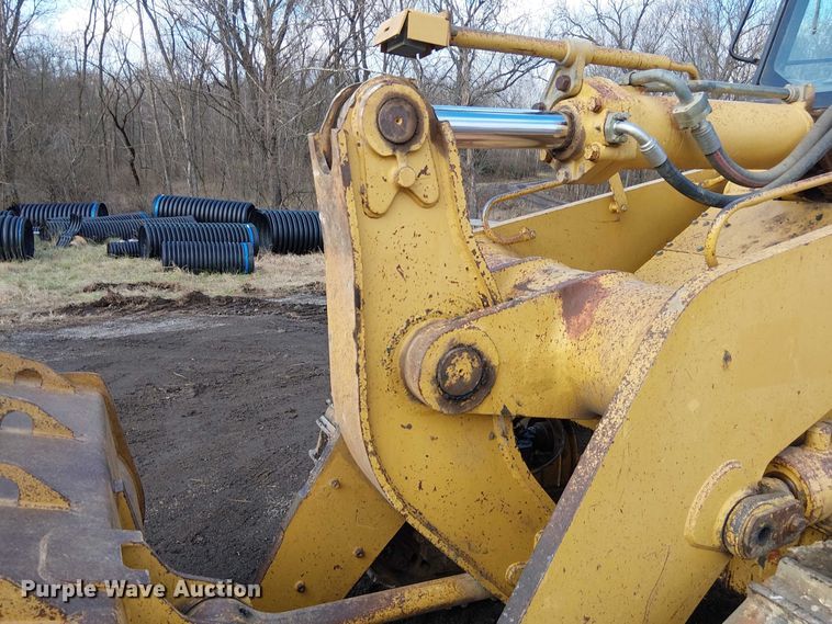 image for item FK0854 2005 Caterpillar  963C track loader