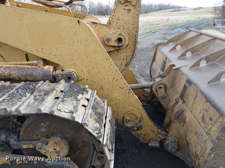 image for item FK0854 2005 Caterpillar  963C track loader