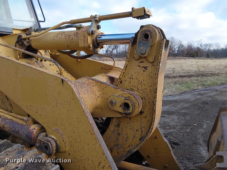 image for item FK0854 2005 Caterpillar  963C track loader