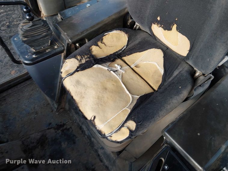 image for item FK0854 2005 Caterpillar  963C track loader