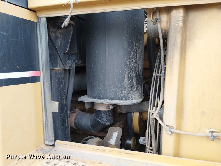 image for item FK0854 2005 Caterpillar  963C track loader