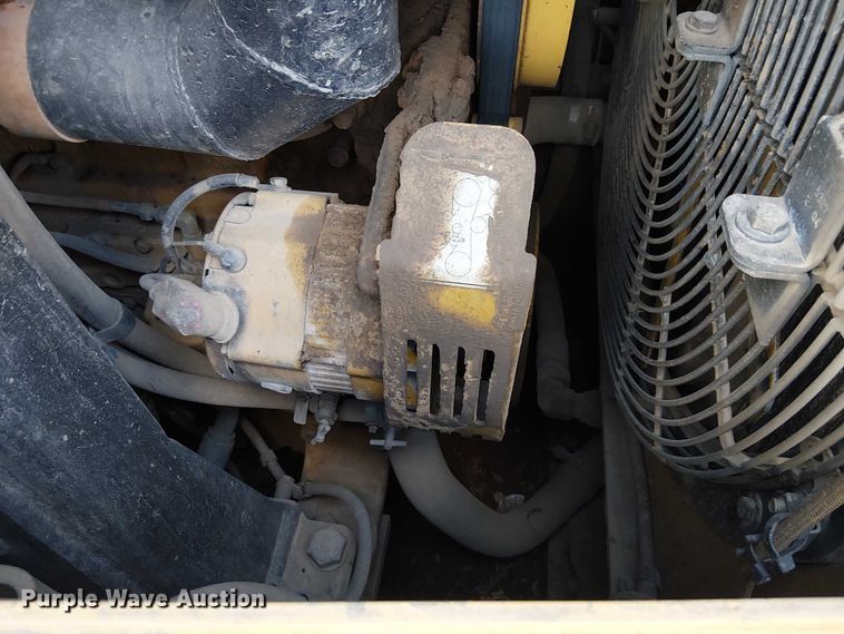 image for item FK0854 2005 Caterpillar  963C track loader