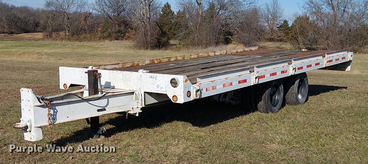 1997 Towmaster T-20T Tilt Deck Equipment Trailer VIN: 4KNTT2422VL161314 Lot: 999331005