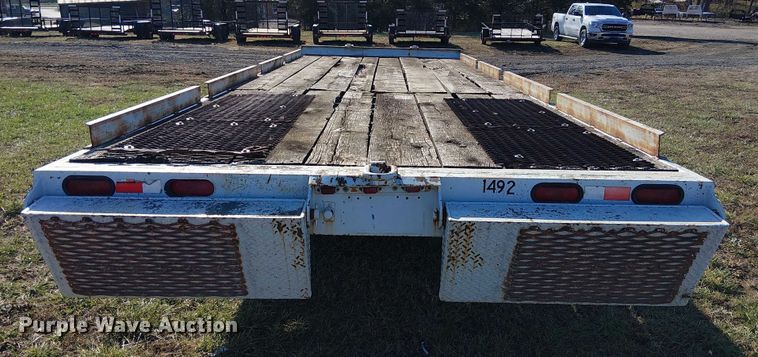 image for item FK0859 1997 Towmaster T-20T tilt deck equipment trailer