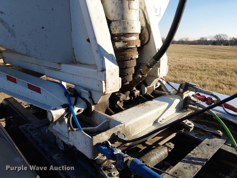 image for item FK0860 2021 Construction Trailer Specialists HRD 28 QF TRI end dump trailer