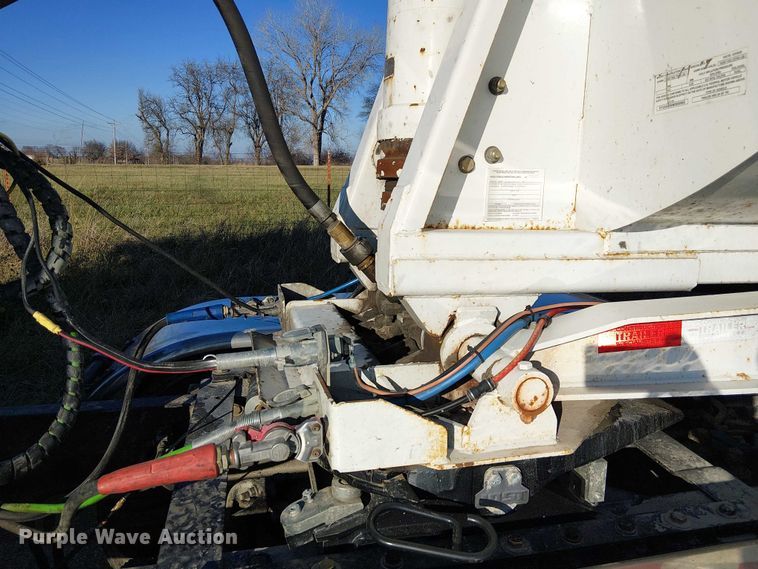 image for item FK0860 2021 Construction Trailer Specialists HRD 28 QF TRI end dump trailer