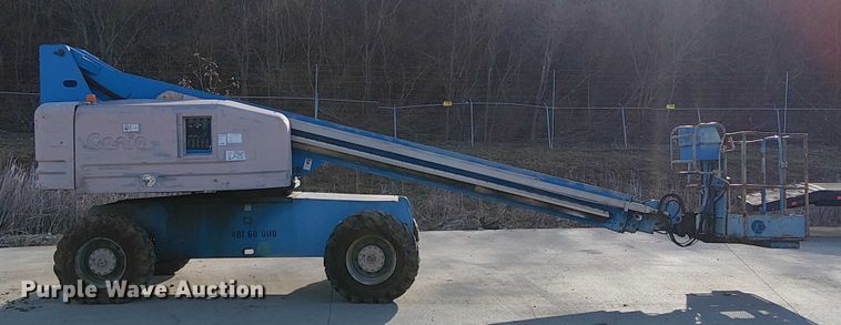 image for item FK0864 2000 Genie S-60  boom lift