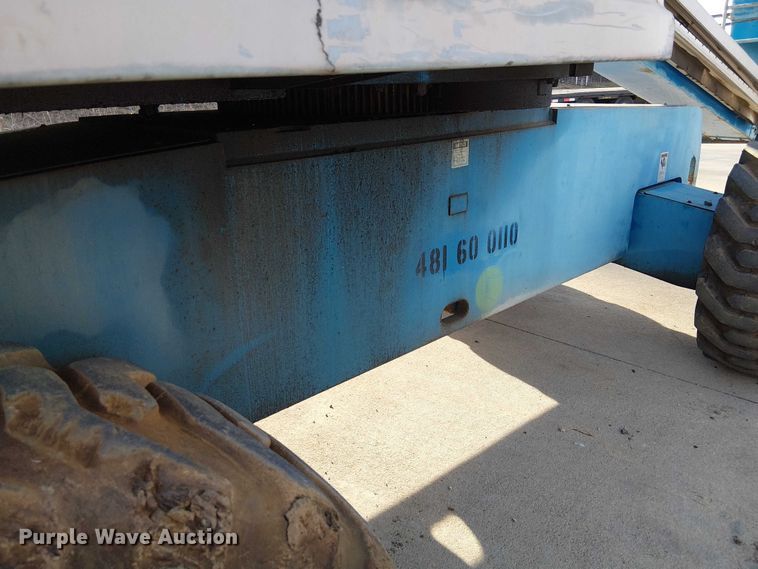 image for item FK0864 2000 Genie S-60  boom lift