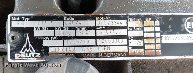 image for item FK0864 2000 Genie S-60  boom lift