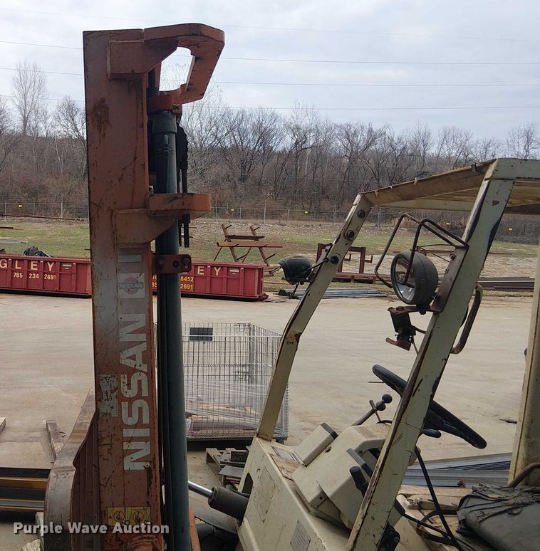 image for item FK0866 Nissan PH02A25V forklift