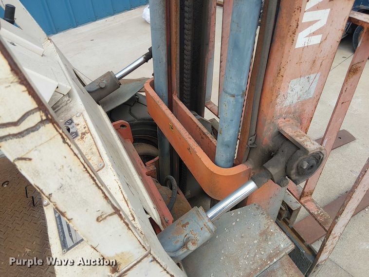 image for item FK0866 Nissan PH02A25V forklift