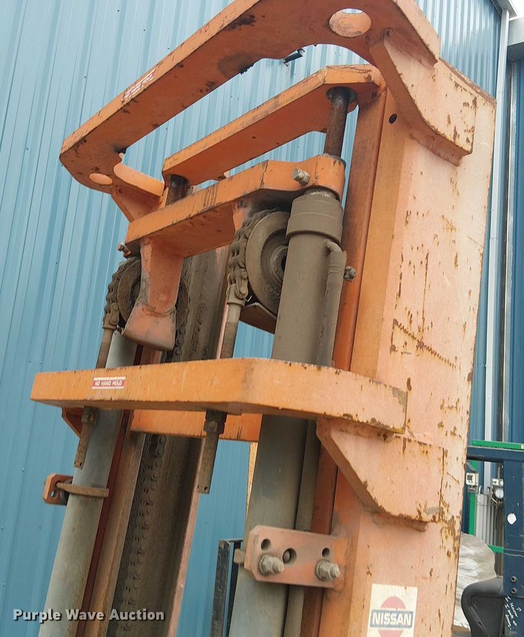 image for item FK0866 Nissan PH02A25V forklift