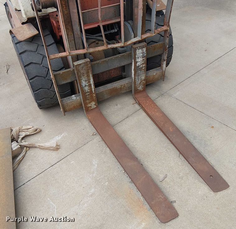 image for item FK0866 Nissan PH02A25V forklift