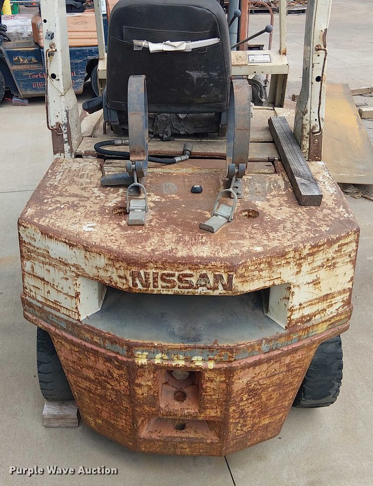 image for item FK0866 Nissan PH02A25V forklift