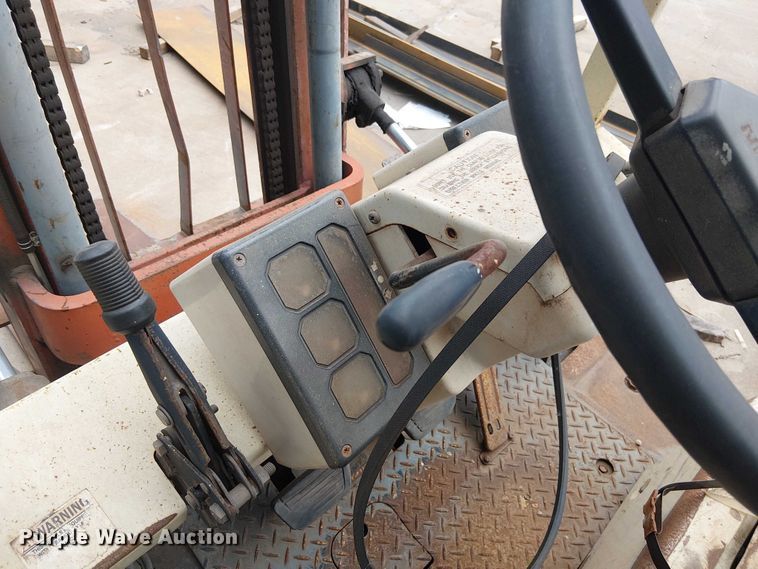 image for item FK0866 Nissan PH02A25V forklift