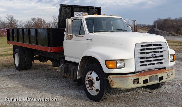 image for item FK0871 1998 Ford F800 dump flatbed truck