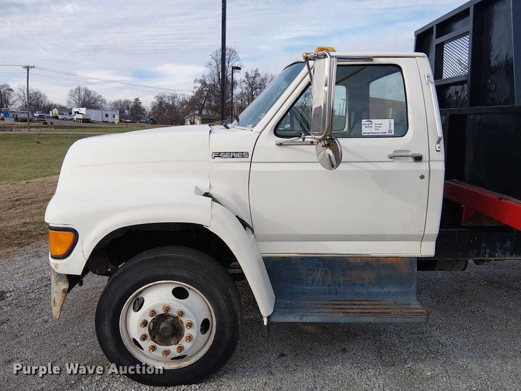 image for item FK0871 1998 Ford F800 dump flatbed truck