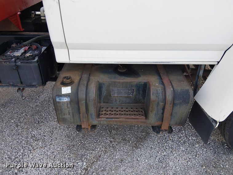 image for item FK0871 1998 Ford F800 dump flatbed truck