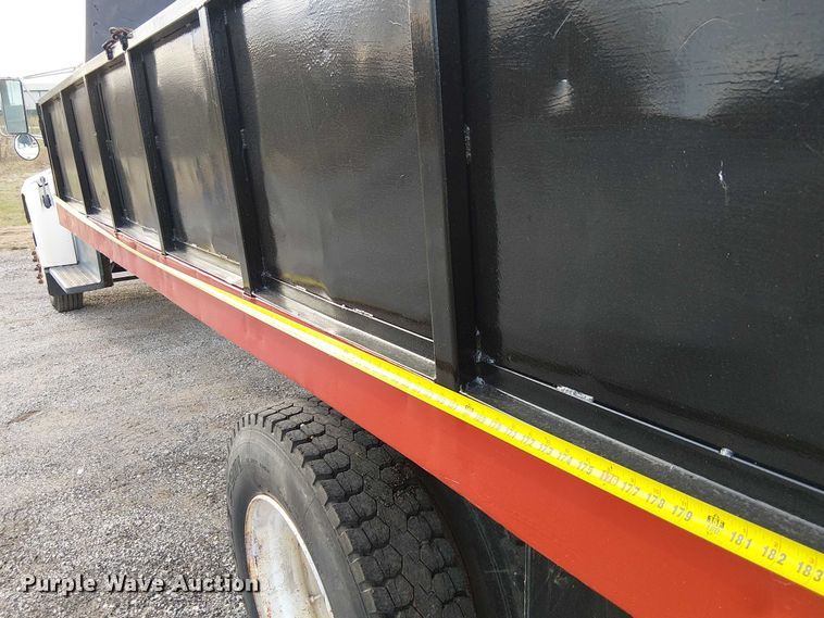 image for item FK0871 1998 Ford F800 dump flatbed truck