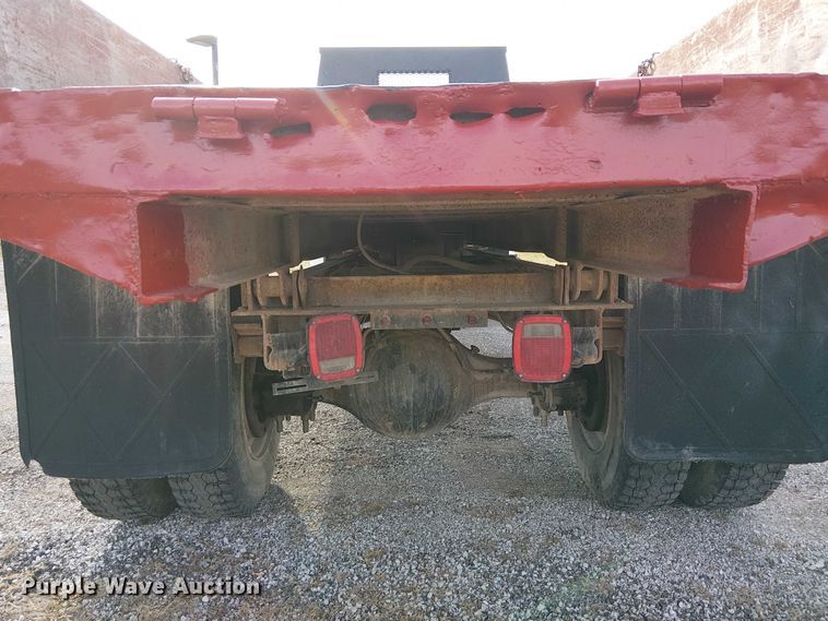 image for item FK0871 1998 Ford F800 dump flatbed truck