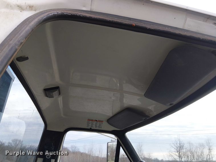 image for item FK0871 1998 Ford F800 dump flatbed truck