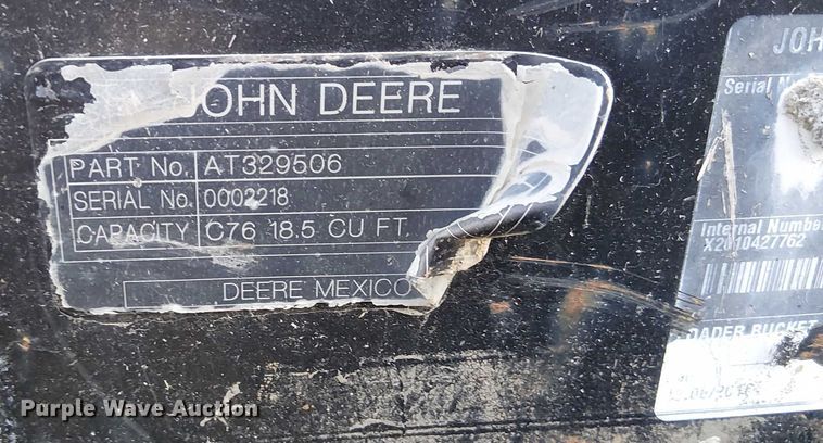 image for item FK0873 2017 John Deere 324E skid steer loader