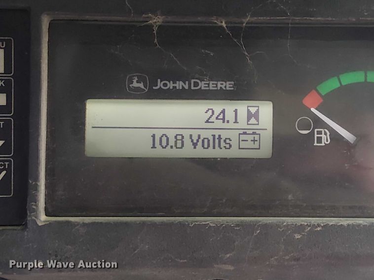 image for item FK0873 2017 John Deere 324E skid steer loader