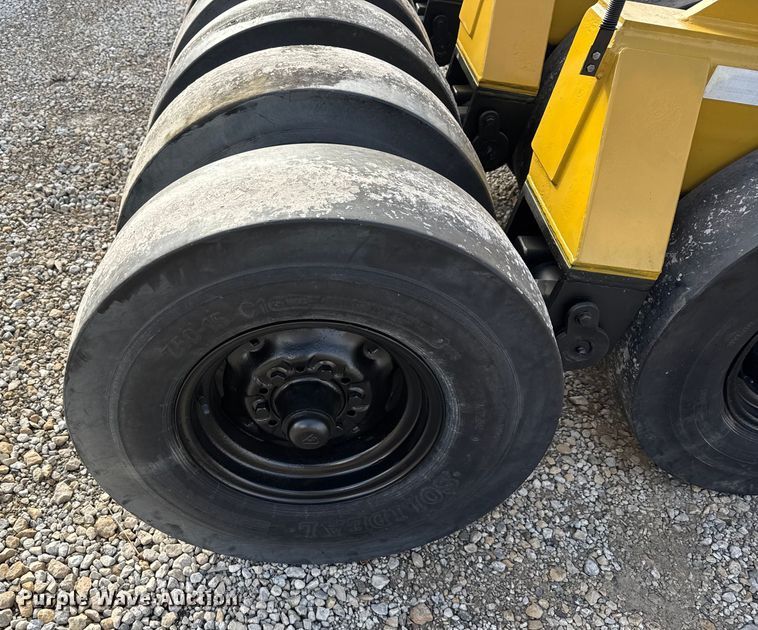 image for item FK0882 Handy Hitch motor grader pneumatic roller