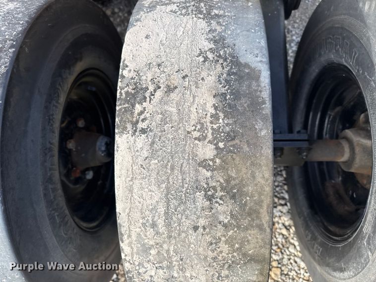 image for item FK0882 Handy Hitch motor grader pneumatic roller