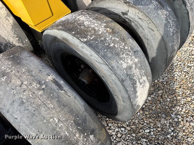 image for item FK0882 Handy Hitch motor grader pneumatic roller