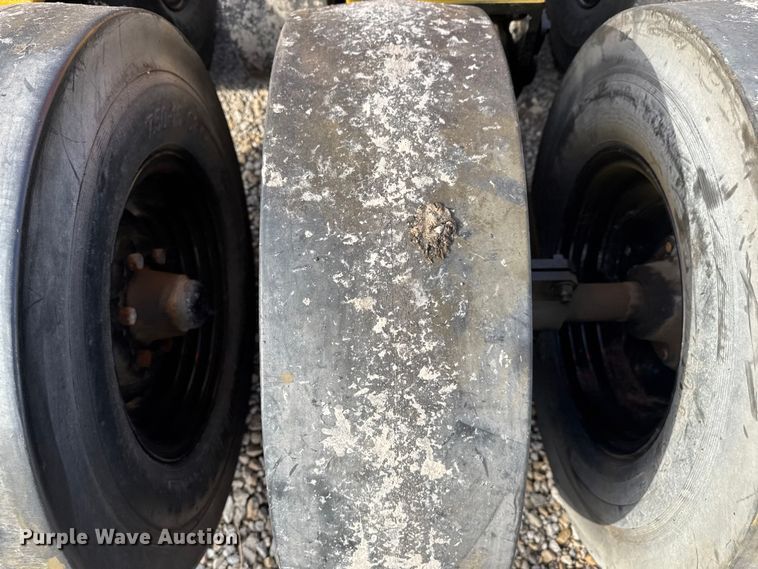 image for item FK0882 Handy Hitch motor grader pneumatic roller