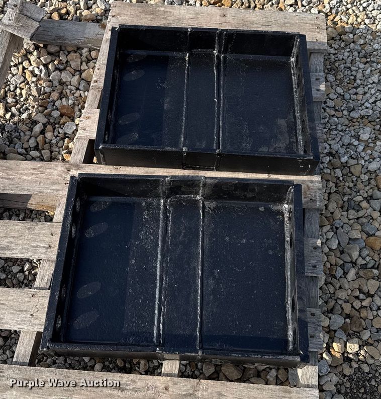 image for item FK0882 Handy Hitch motor grader pneumatic roller