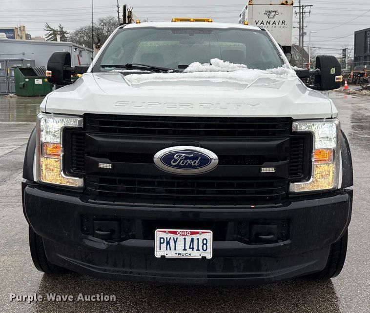 image for item FK1039 2019 Ford F550 Super Duty utility / service truck