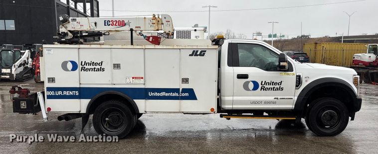 image for item FK1039 2019 Ford F550 Super Duty utility / service truck
