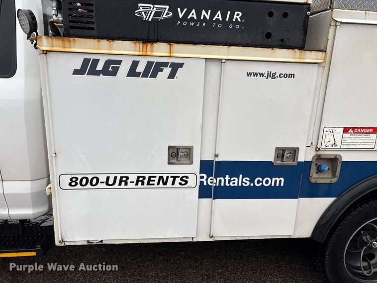 image for item FK1039 2019 Ford F550 Super Duty utility / service truck