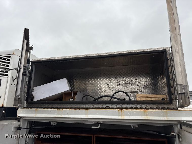 image for item FK1039 2019 Ford F550 Super Duty utility / service truck