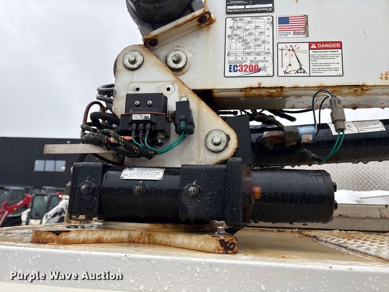 image for item FK1039 2019 Ford F550 Super Duty utility / service truck