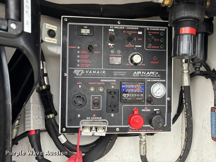 image for item FK1039 2019 Ford F550 Super Duty utility / service truck