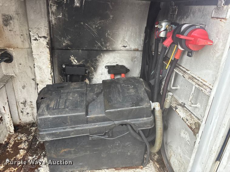 image for item FK1039 2019 Ford F550 Super Duty utility / service truck