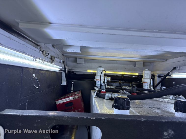 image for item FK1039 2019 Ford F550 Super Duty utility / service truck