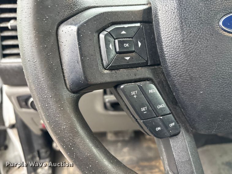 image for item FK1039 2019 Ford F550 Super Duty utility / service truck