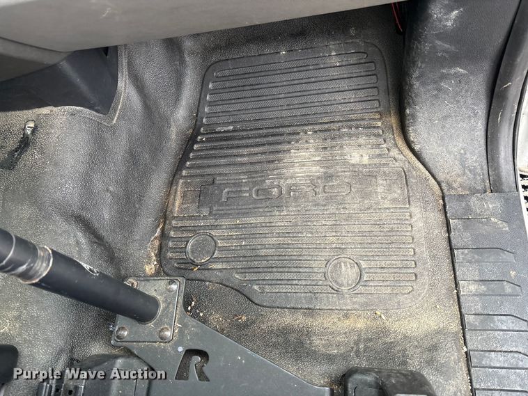 image for item FK1039 2019 Ford F550 Super Duty utility / service truck