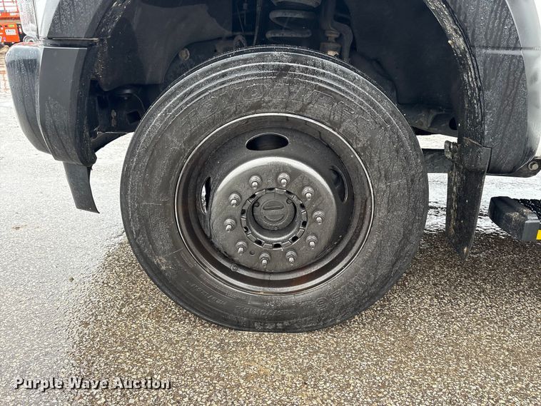 image for item FK1039 2019 Ford F550 Super Duty utility / service truck